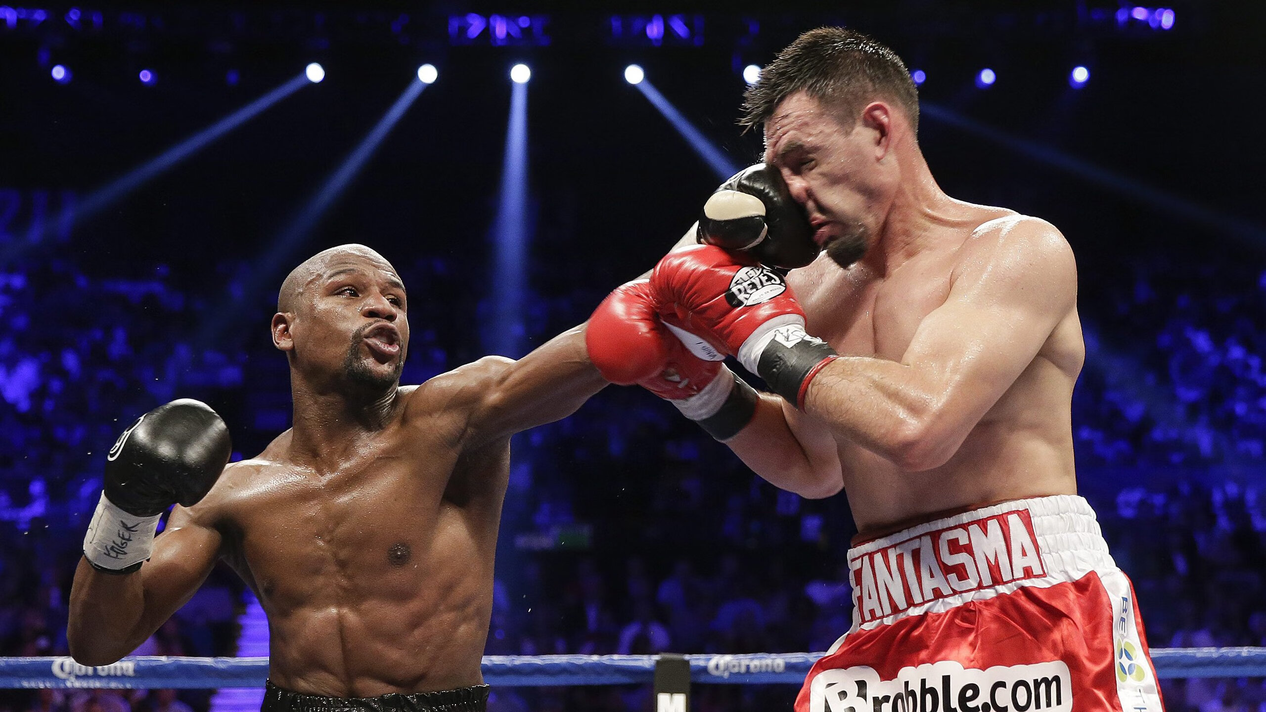 足球赛事组织更加专业